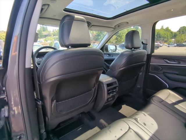 used 2022 Jeep Grand Cherokee car, priced at $32,881