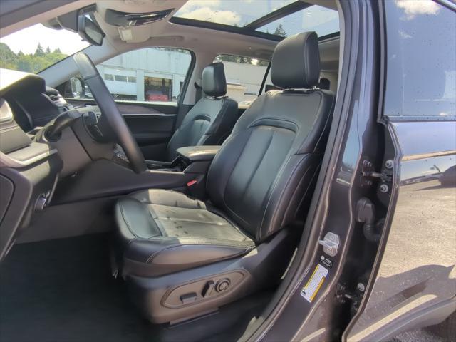used 2022 Jeep Grand Cherokee car, priced at $32,881