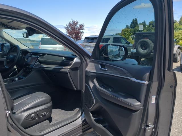 used 2022 Jeep Grand Cherokee car, priced at $32,881