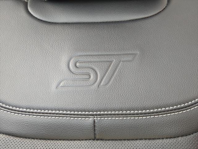 used 2024 Ford Explorer car, priced at $52,981