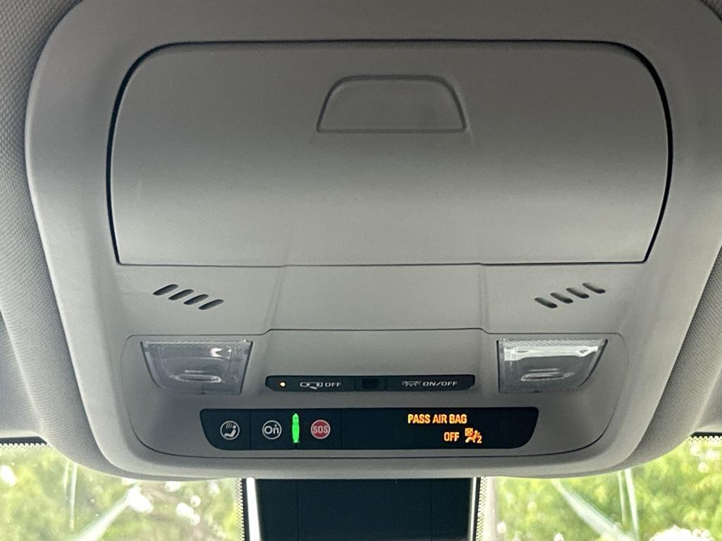 used 2022 Chevrolet Equinox car, priced at $22,350
