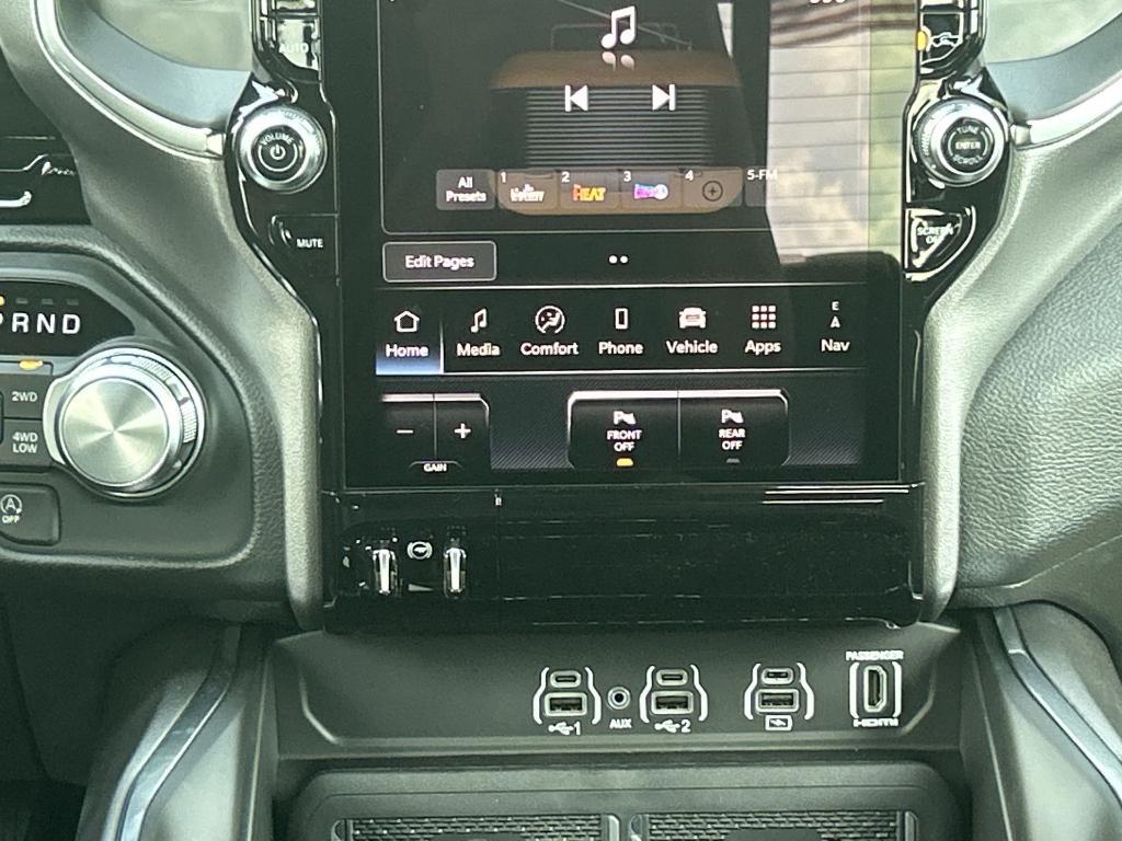 new 2025 Ram 1500 car