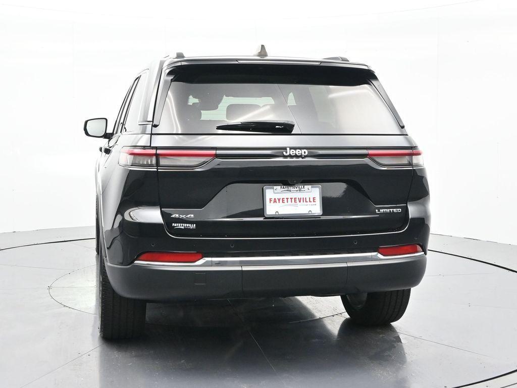 used 2023 Jeep Grand Cherokee car, priced at $31,362