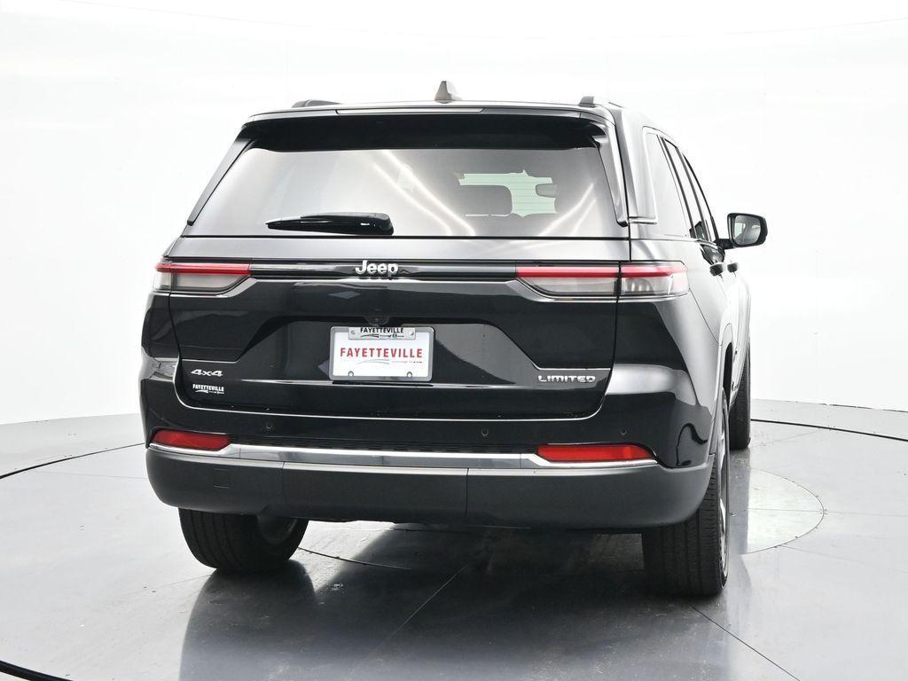 used 2023 Jeep Grand Cherokee car, priced at $31,362