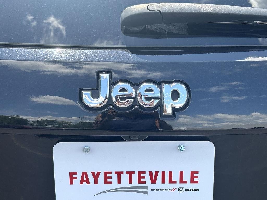 used 2019 Jeep Grand Cherokee car, priced at $19,477