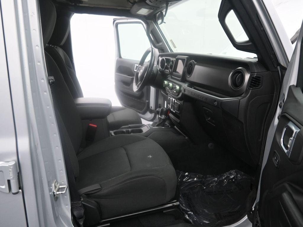 used 2022 Jeep Wrangler Unlimited car, priced at $28,240
