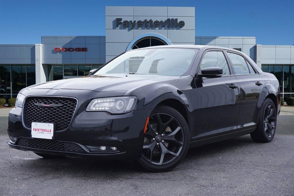 used 2022 Chrysler 300 car, priced at $21,992