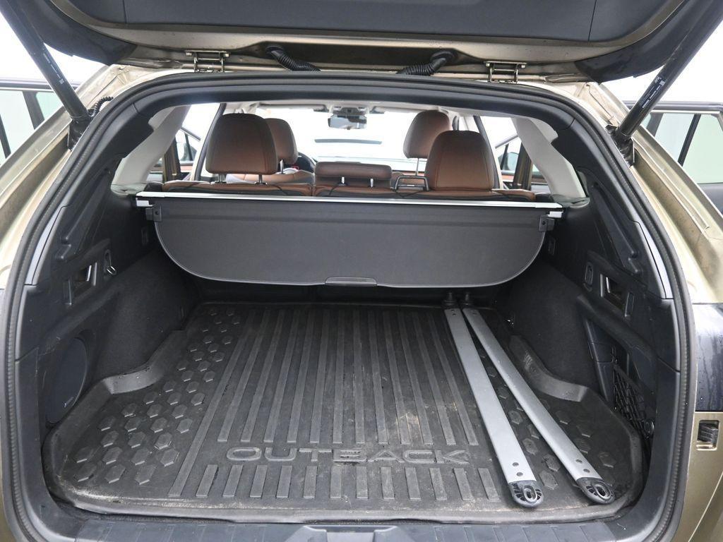 used 2024 Subaru Outback car, priced at $30,737