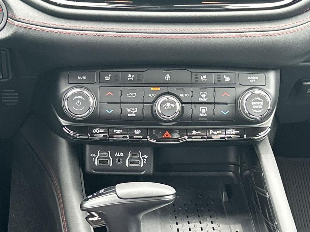 new 2025 Dodge Durango car