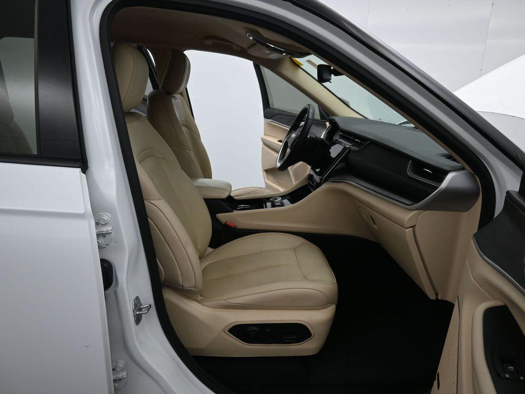 used 2021 Jeep Grand Cherokee L car, priced at $24,987