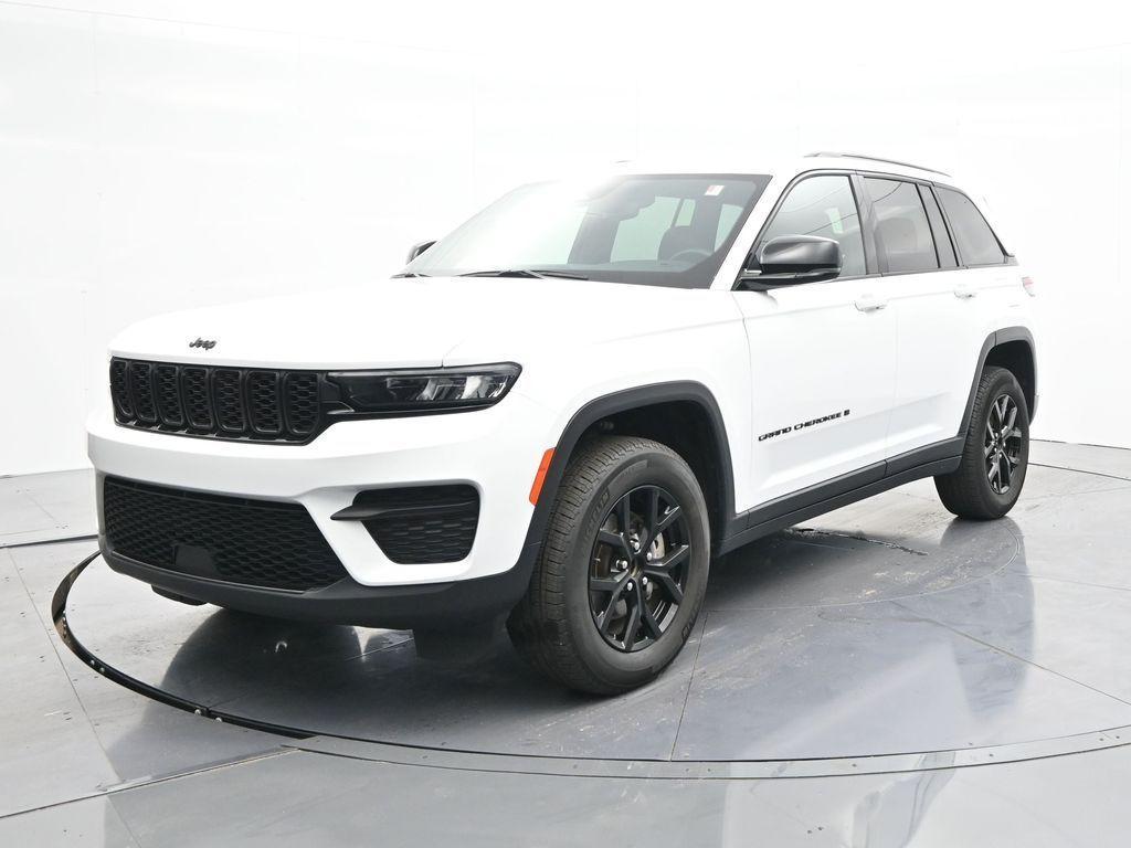 used 2024 Jeep Grand Cherokee car, priced at $26,700