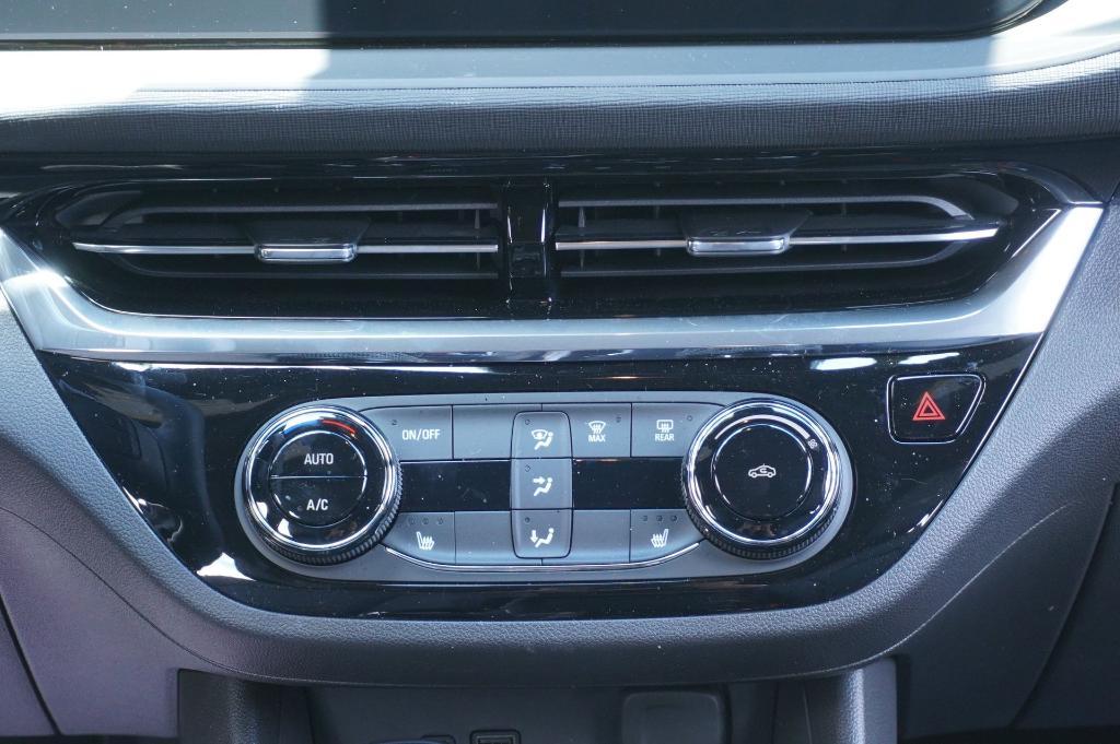 used 2025 Buick Envista car, priced at $27,179
