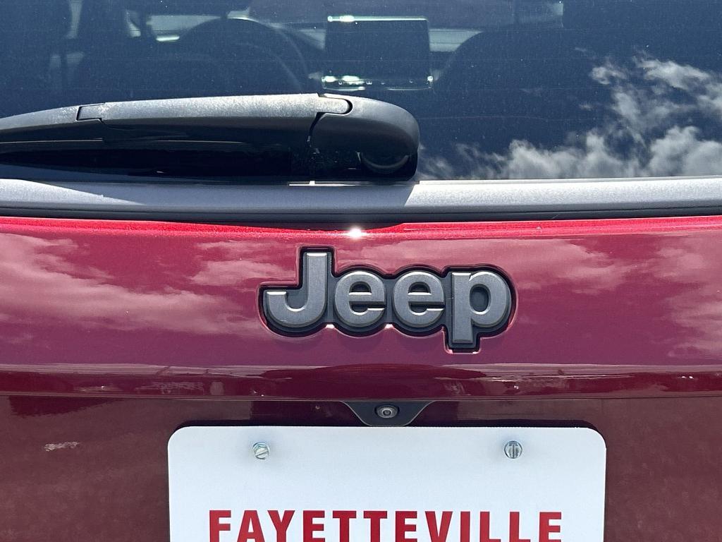 used 2022 Jeep Compass car, priced at $23,325