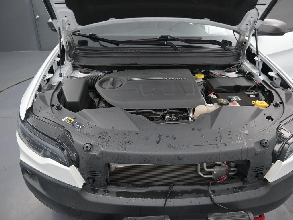 used 2021 Jeep Cherokee car, priced at $21,486