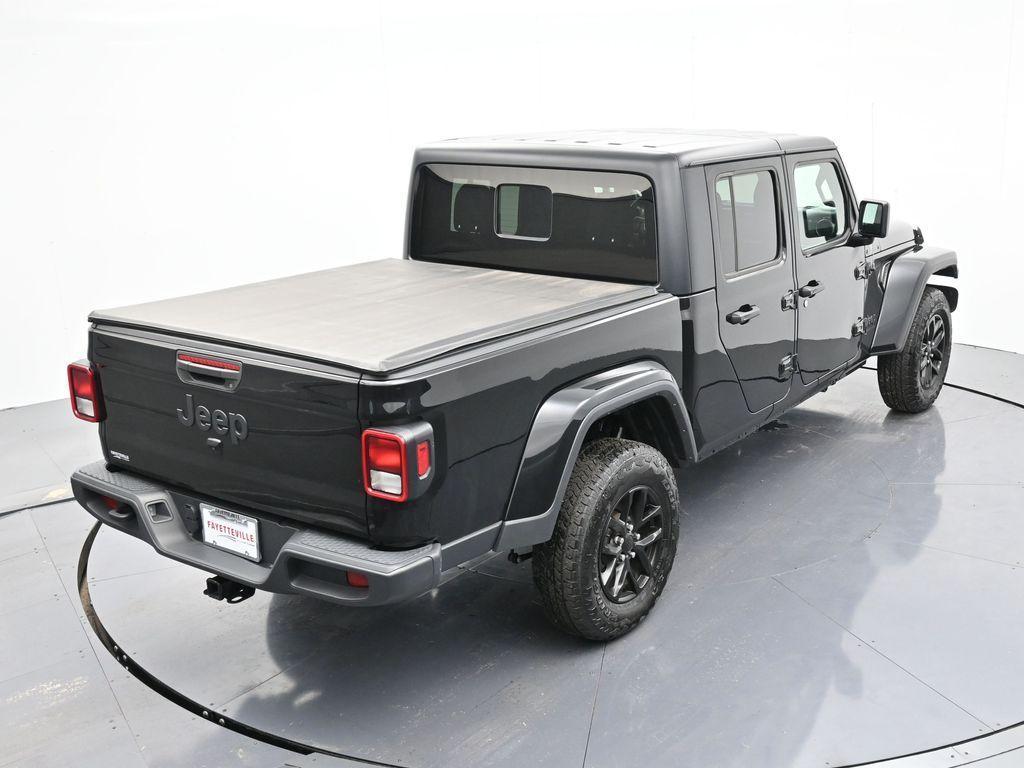 used 2022 Jeep Gladiator car, priced at $31,987