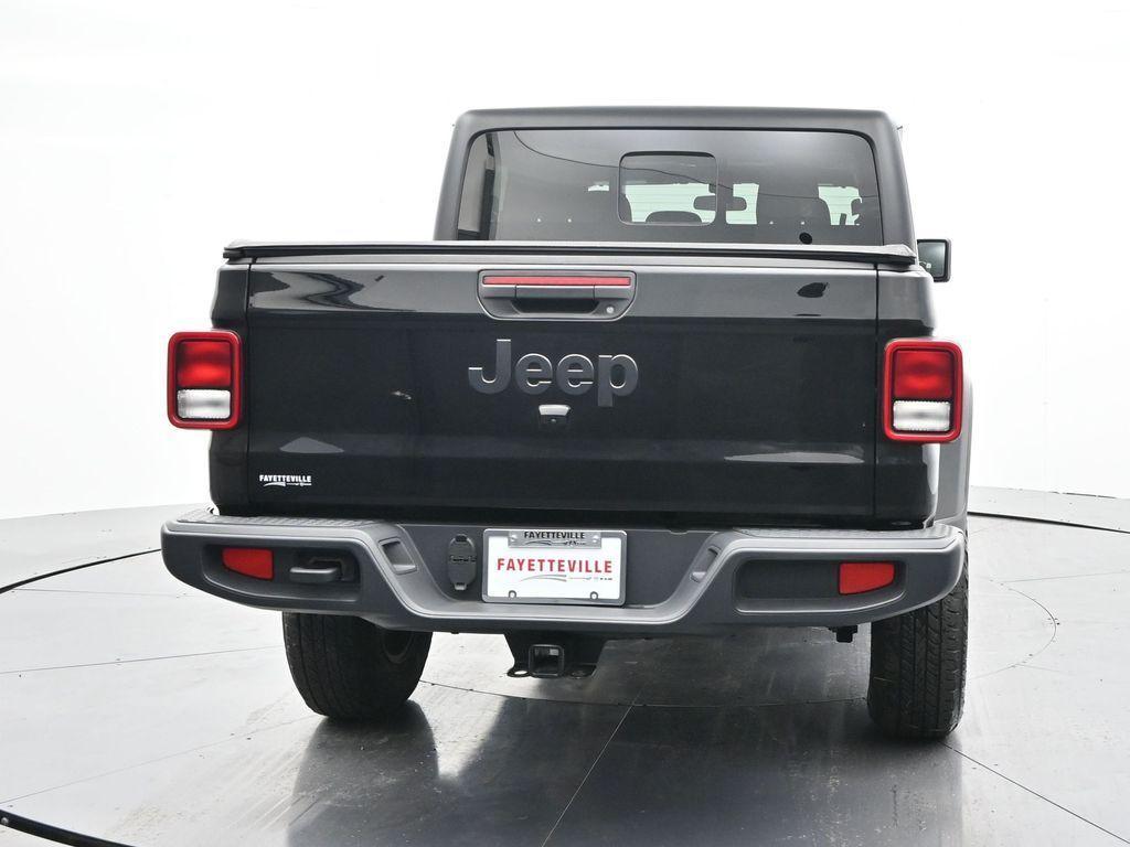 used 2022 Jeep Gladiator car, priced at $31,987