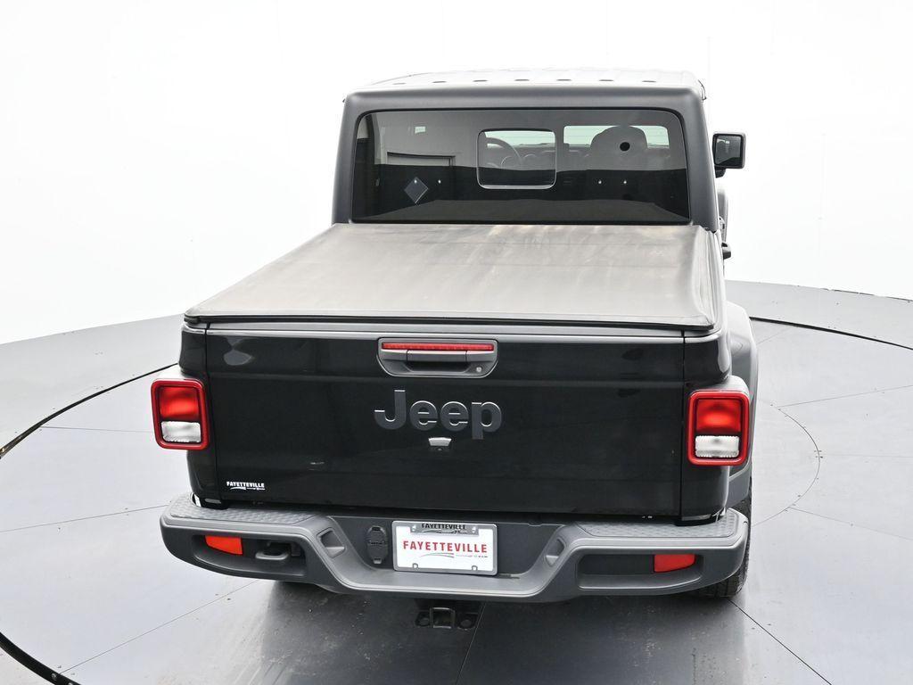 used 2022 Jeep Gladiator car, priced at $31,987