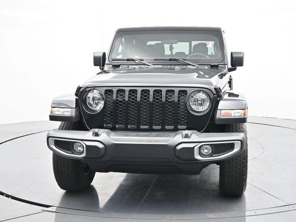 used 2022 Jeep Gladiator car, priced at $31,987