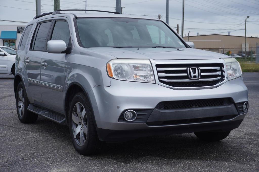 used 2014 Honda Pilot car, priced at $14,502