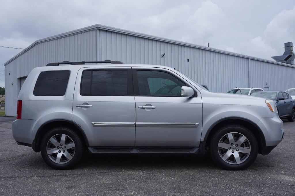 used 2014 Honda Pilot car, priced at $14,502