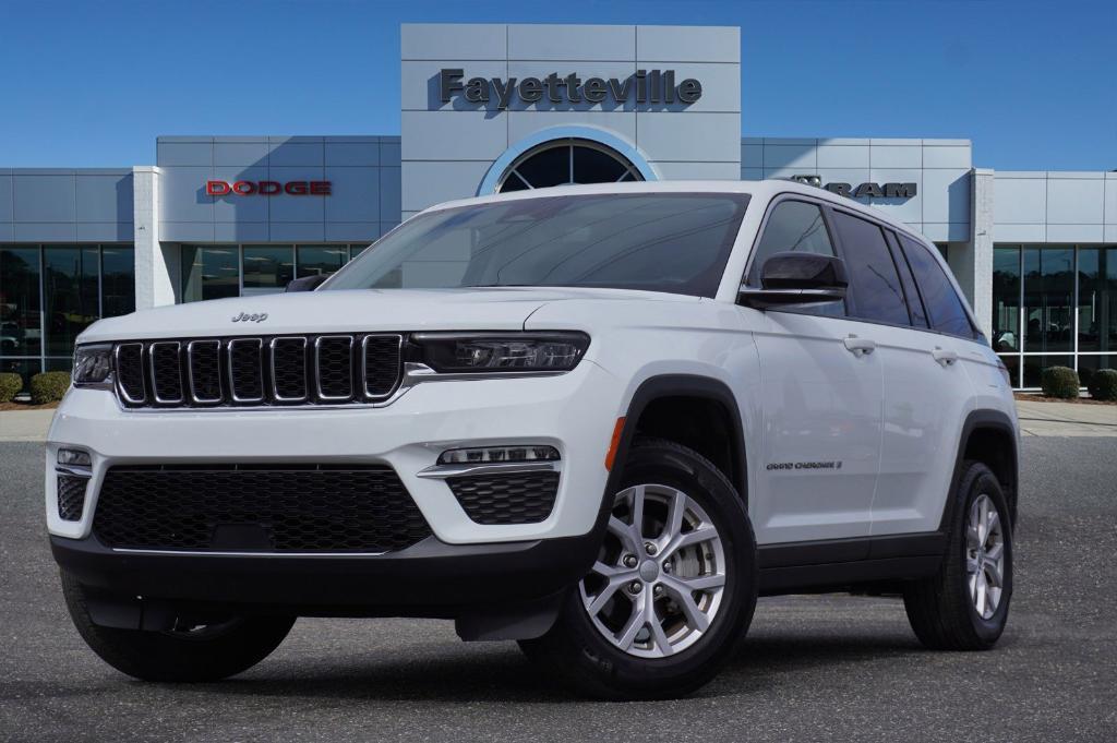 used 2022 Jeep Grand Cherokee car, priced at $33,488