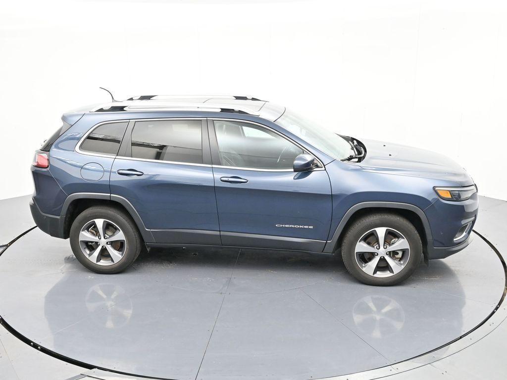 used 2021 Jeep Cherokee car, priced at $20,427