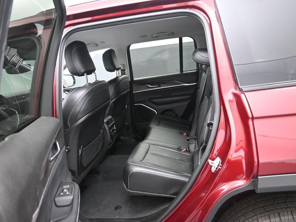 used 2022 Jeep Grand Cherokee car, priced at $26,071