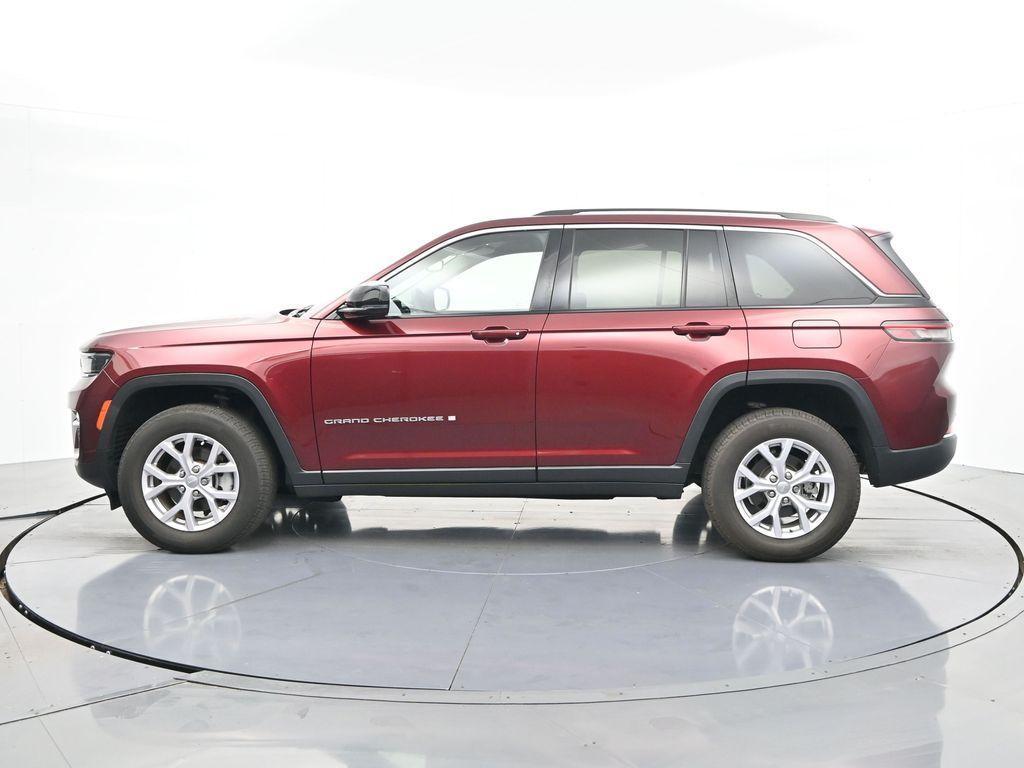 used 2022 Jeep Grand Cherokee car, priced at $26,071