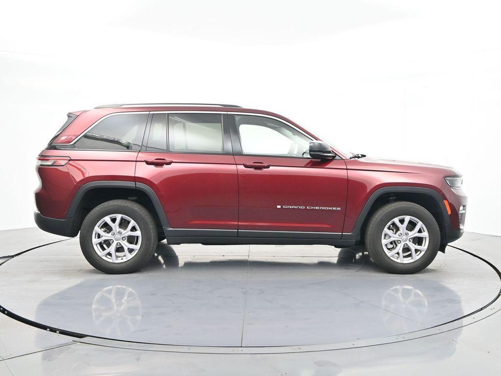 used 2022 Jeep Grand Cherokee car, priced at $26,071
