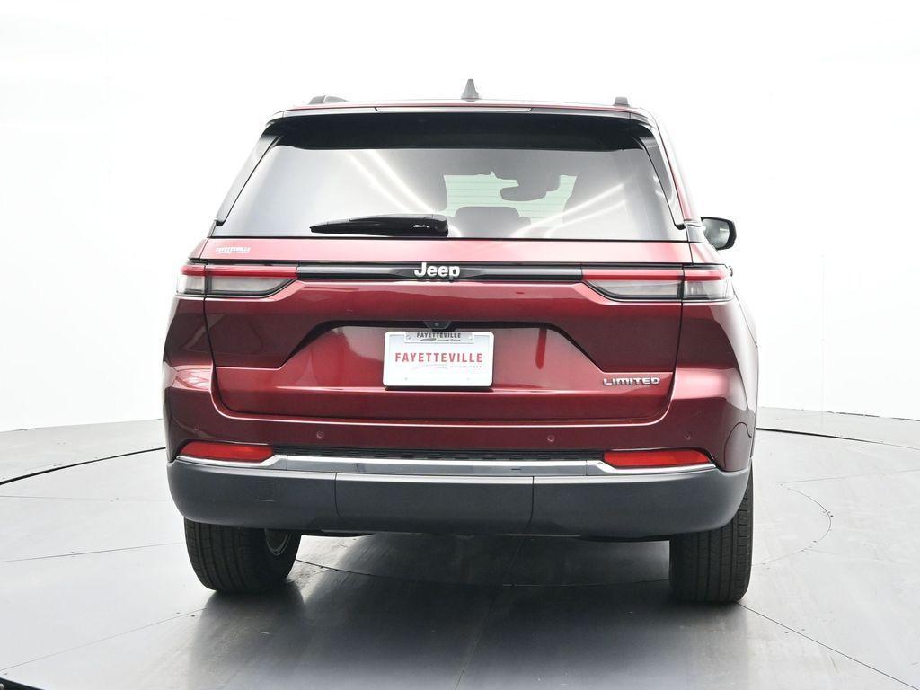 used 2022 Jeep Grand Cherokee car, priced at $26,071