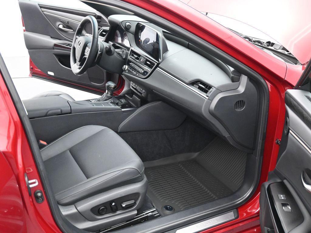 used 2022 Lexus ES 350 car, priced at $34,987