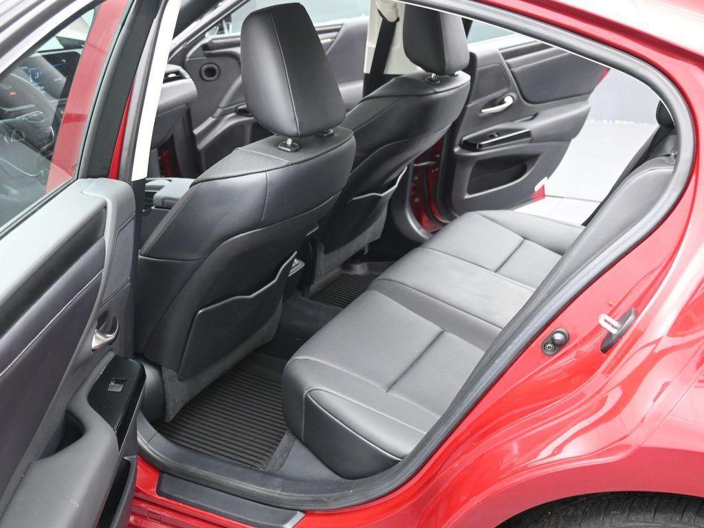 used 2022 Lexus ES 350 car, priced at $34,987