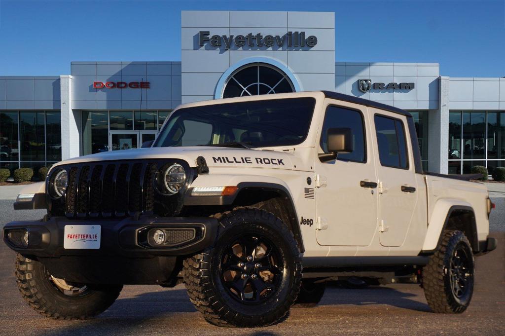 used 2022 Jeep Gladiator car, priced at $30,589