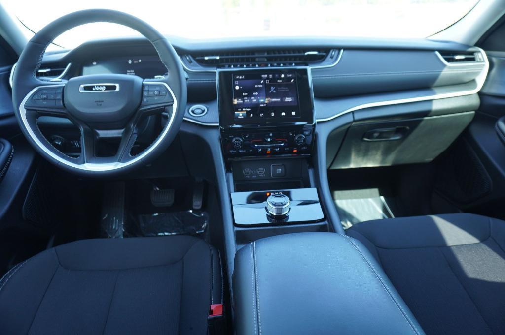 used 2023 Jeep Grand Cherokee car, priced at $28,627