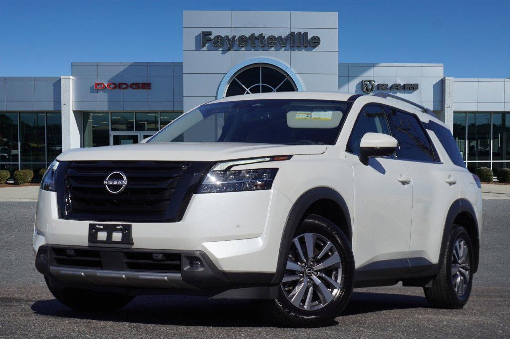 used 2022 Nissan Pathfinder car, priced at $29,995