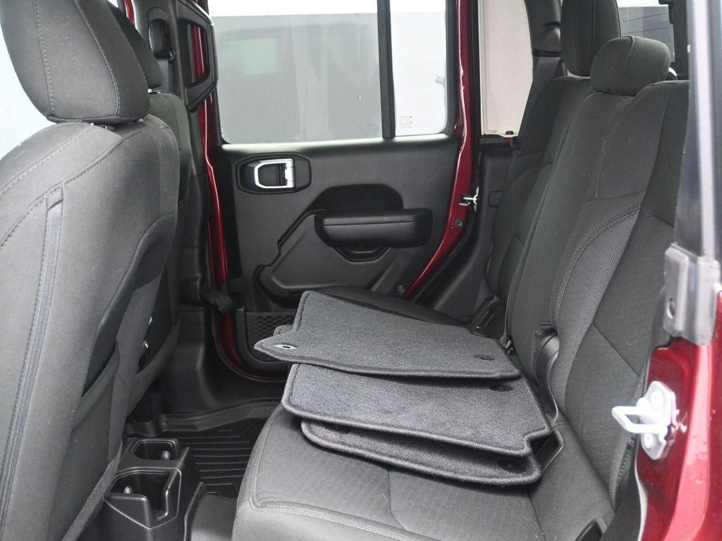 used 2022 Jeep Gladiator car, priced at $31,984