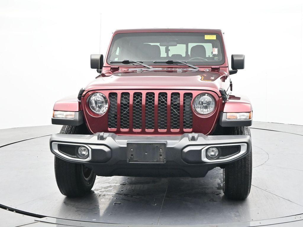 used 2022 Jeep Gladiator car, priced at $31,984