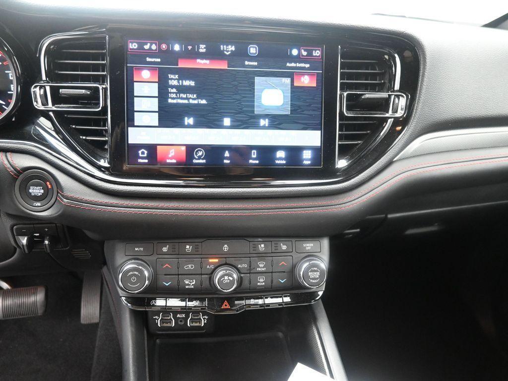 used 2023 Dodge Durango car, priced at $30,289