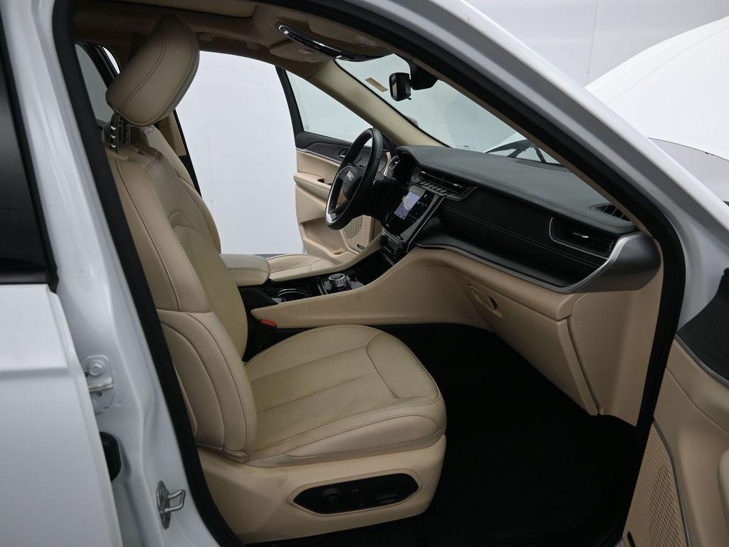 used 2021 Jeep Grand Cherokee L car, priced at $29,294