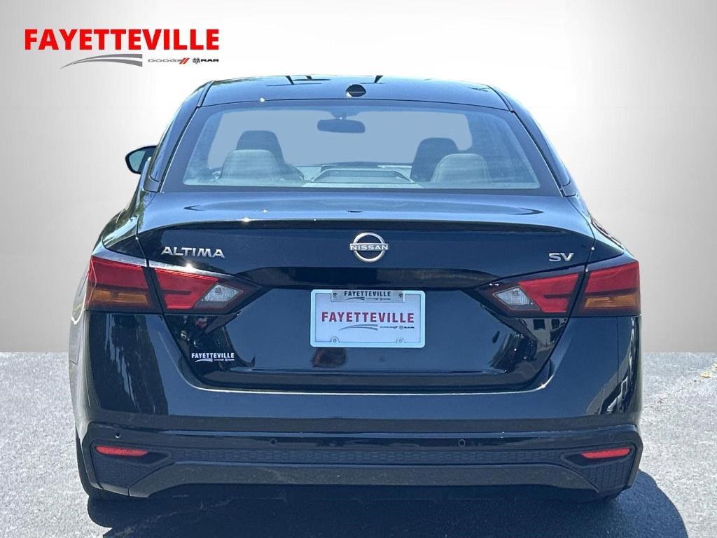 used 2023 Nissan Altima car, priced at $19,377