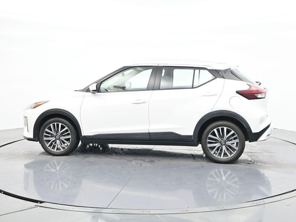 used 2021 Nissan Kicks car, priced at $15,789