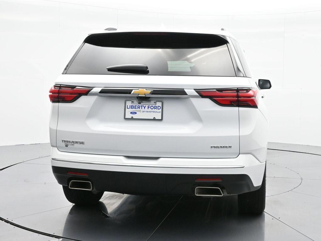 used 2023 Chevrolet Traverse car, priced at $38,387