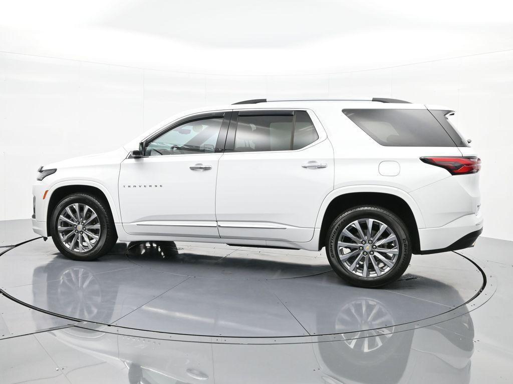 used 2023 Chevrolet Traverse car, priced at $38,387