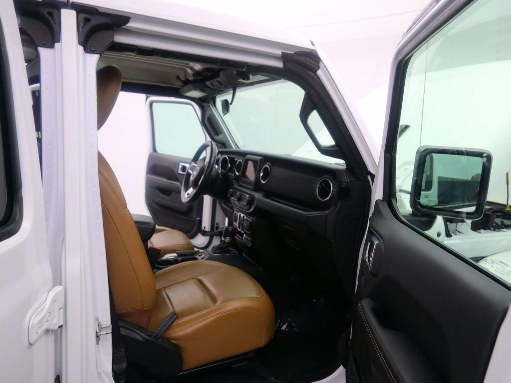used 2021 Jeep Wrangler Unlimited car, priced at $29,283