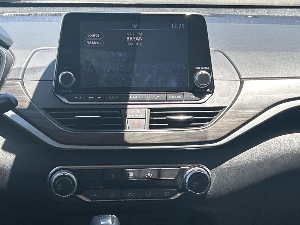 used 2023 Nissan Altima car, priced at $19,287