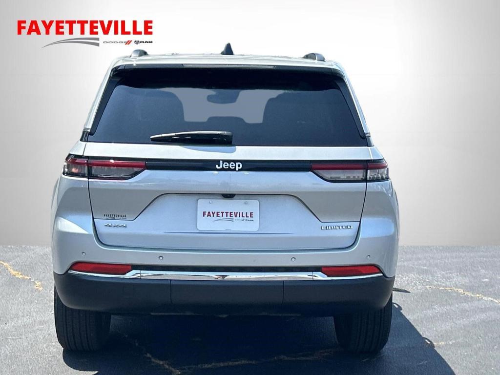used 2022 Jeep Grand Cherokee car, priced at $31,413