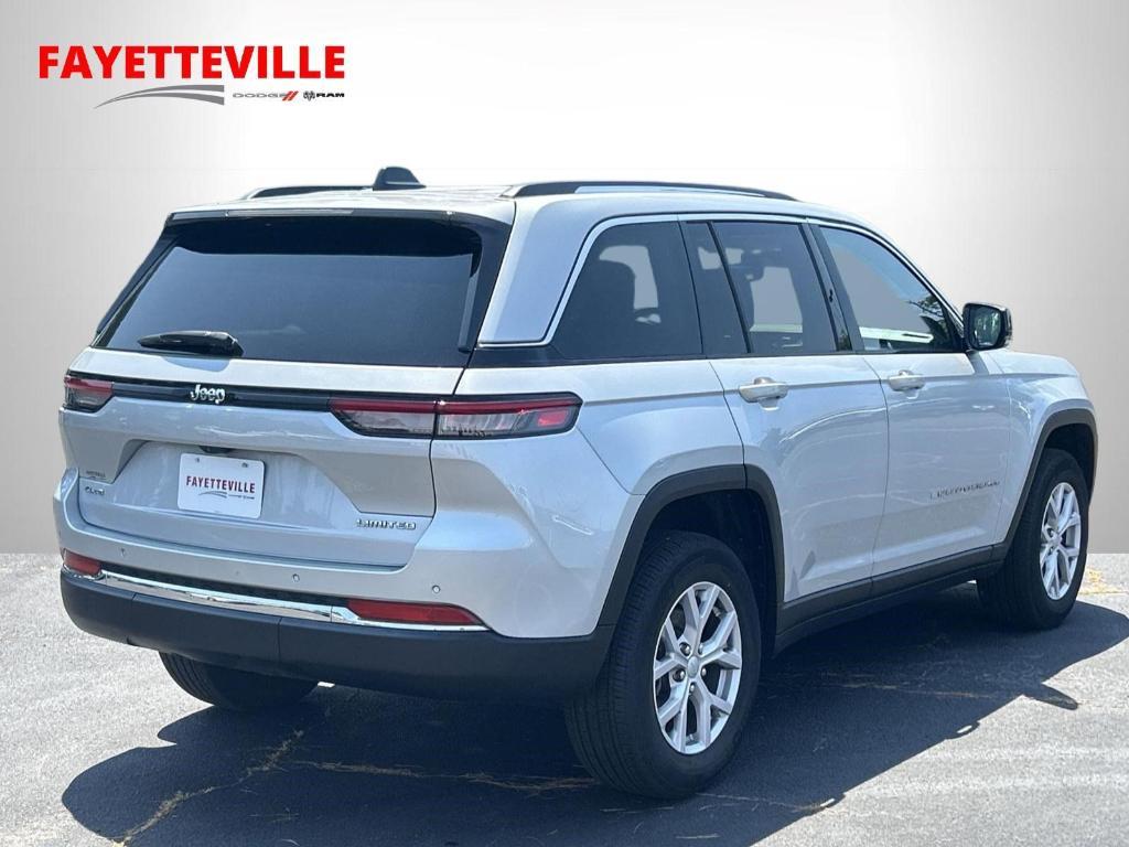 used 2022 Jeep Grand Cherokee car, priced at $31,413