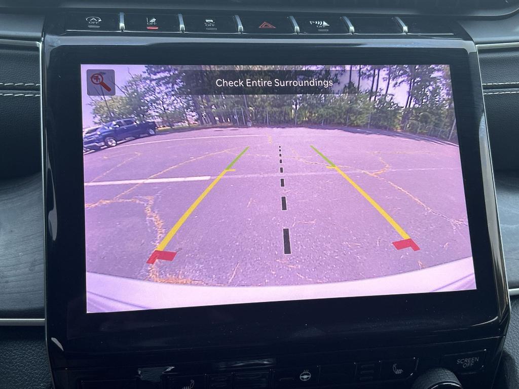 used 2022 Jeep Grand Cherokee car, priced at $31,413