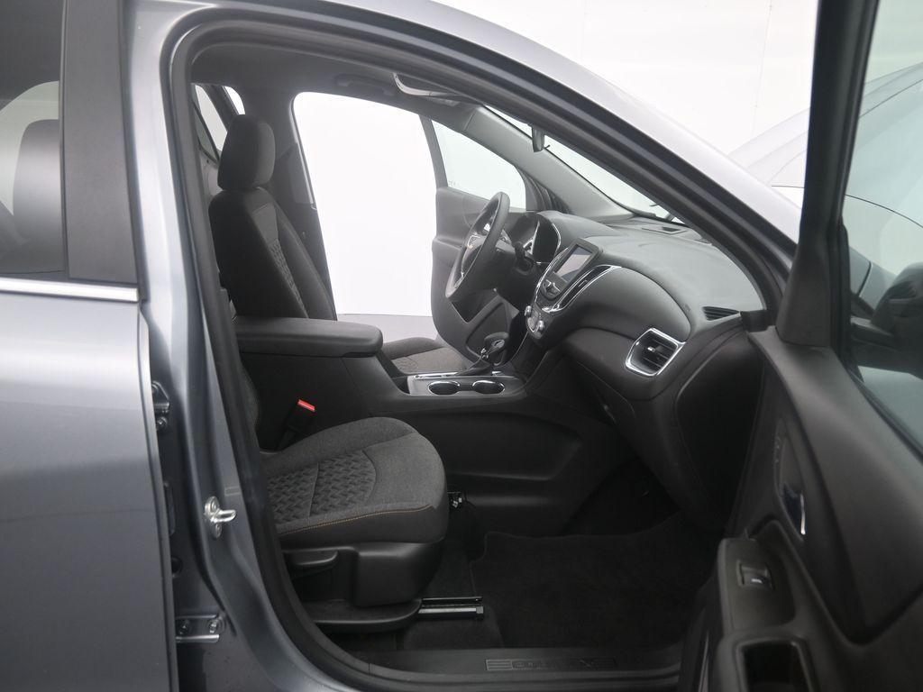 used 2023 Chevrolet Equinox car, priced at $21,569