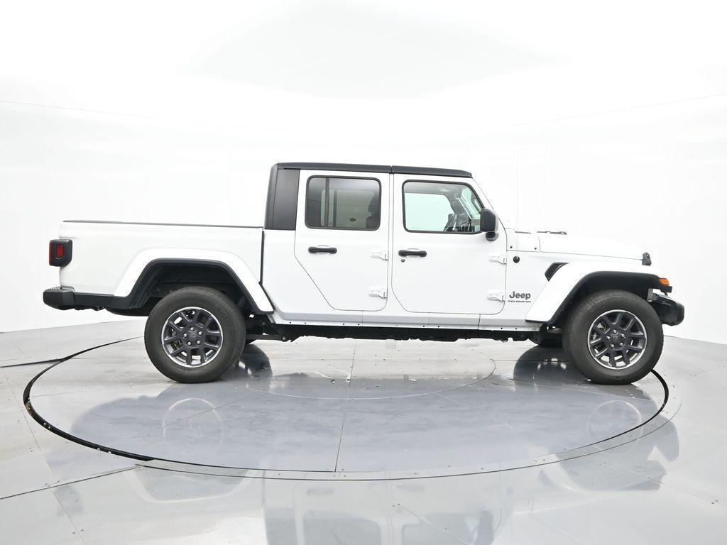 used 2023 Jeep Gladiator car, priced at $27,587